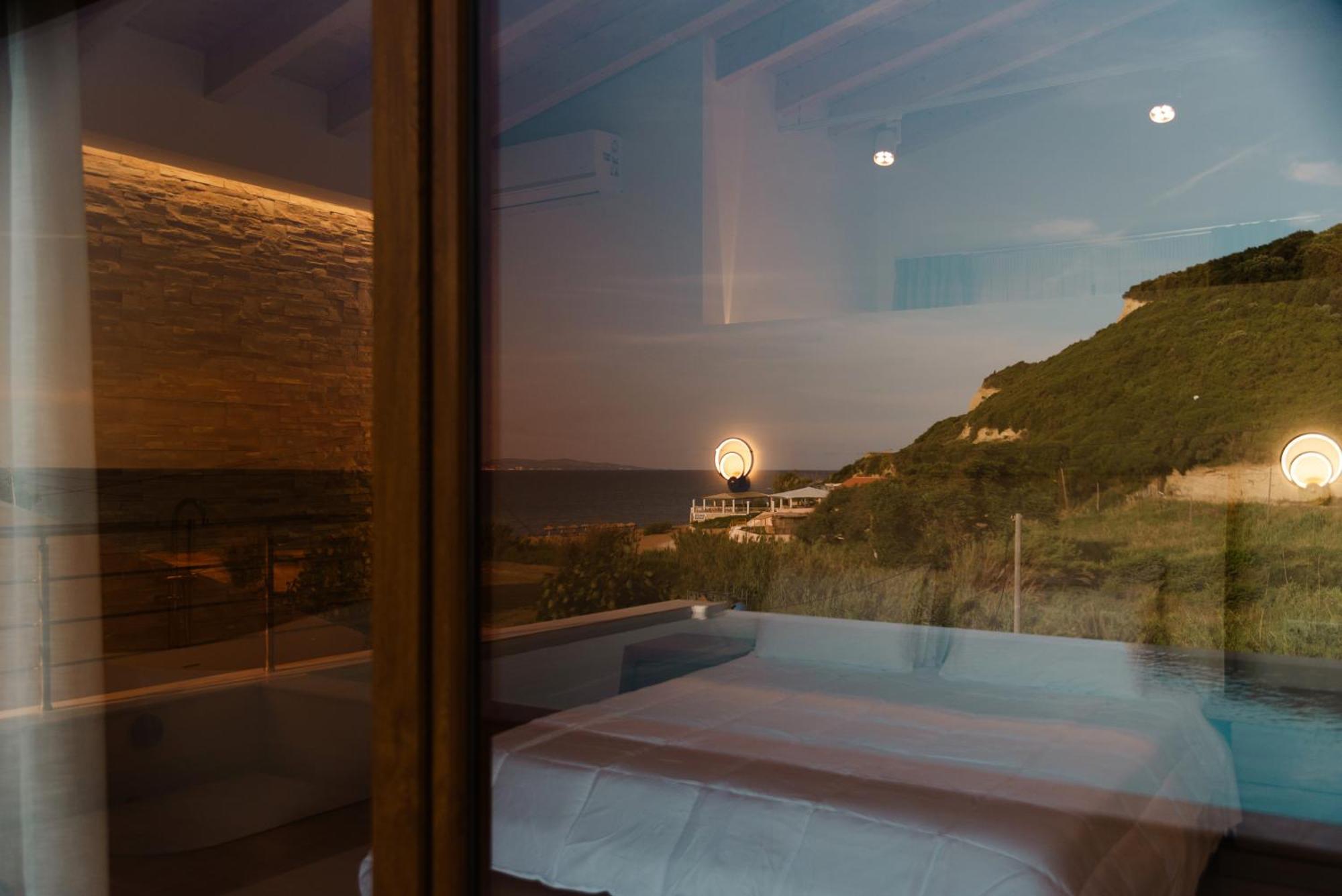 Villa Vasillis-Heated Swimming Pool With Infinity View Vitaládes Exteriér fotografie